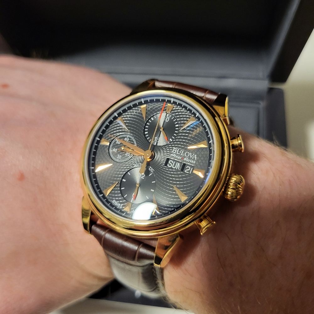 Bulova Accu-Swiss 64C105 Watch